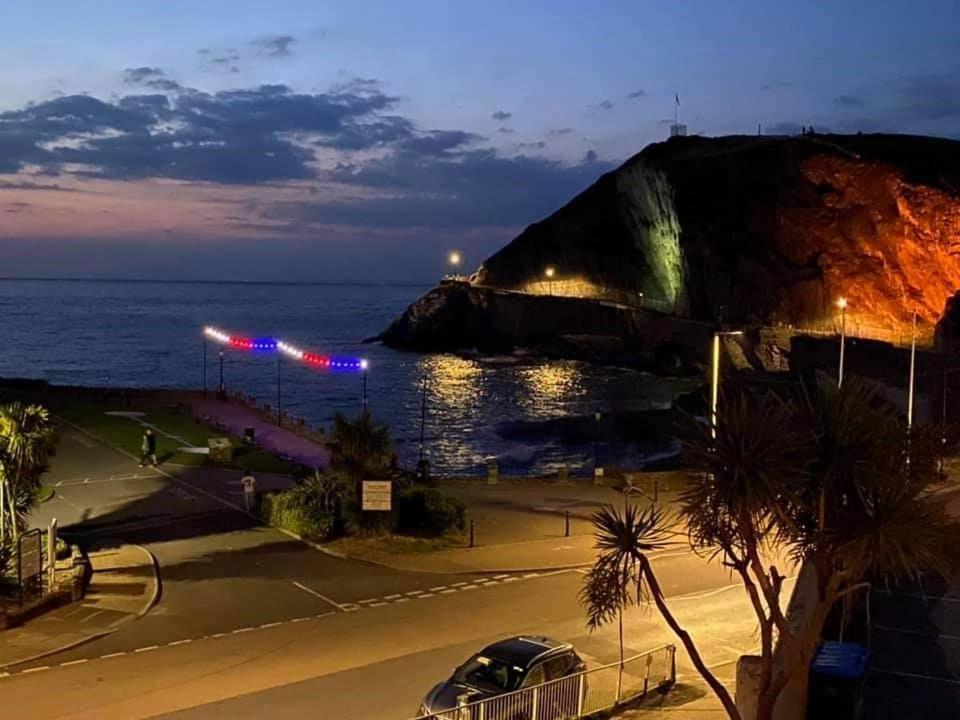3 The View Apartments Ilfracombe - Hot Tub, Parking, Lift, Ev Exterior photo