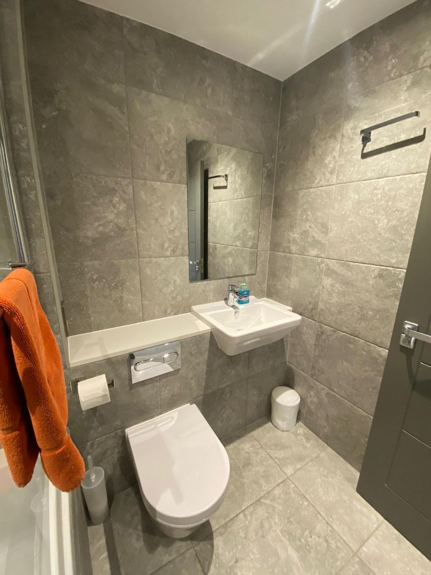 3 The View Apartments Ilfracombe - Hot Tub, Parking, Lift, Ev Exterior photo